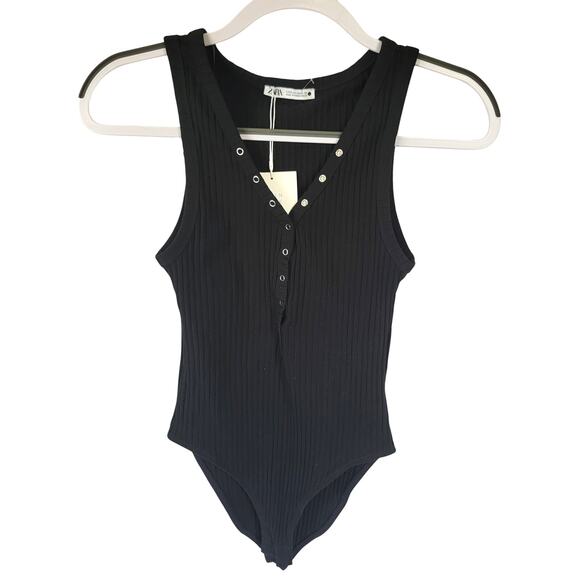 Zara Black Ribbed Snap Button Sleeveless V Neck Stretchy Bodysuit Size Small - Picture 1 of 8